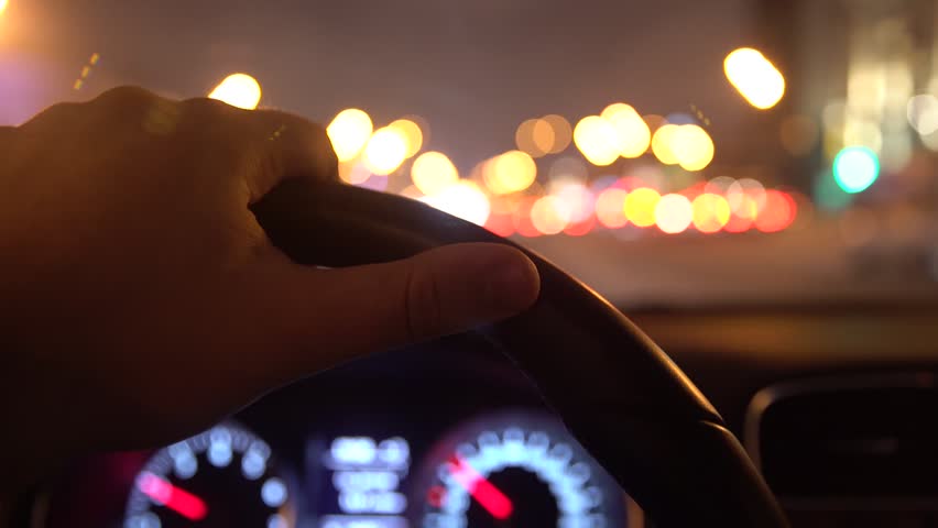 Συμβουλές νυχτερινής οδήγησης